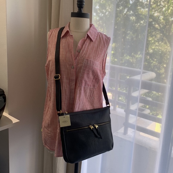 Fossil NWT Black Leather Crossbody/Shoulder Bag - Picture 7 of 16